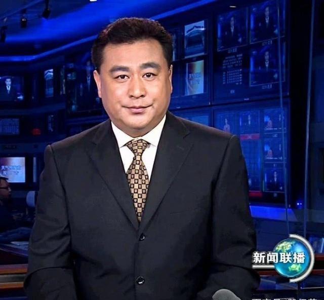 体育新闻报道的新变局：从纸媒时代到短视频浪潮的十年博弈